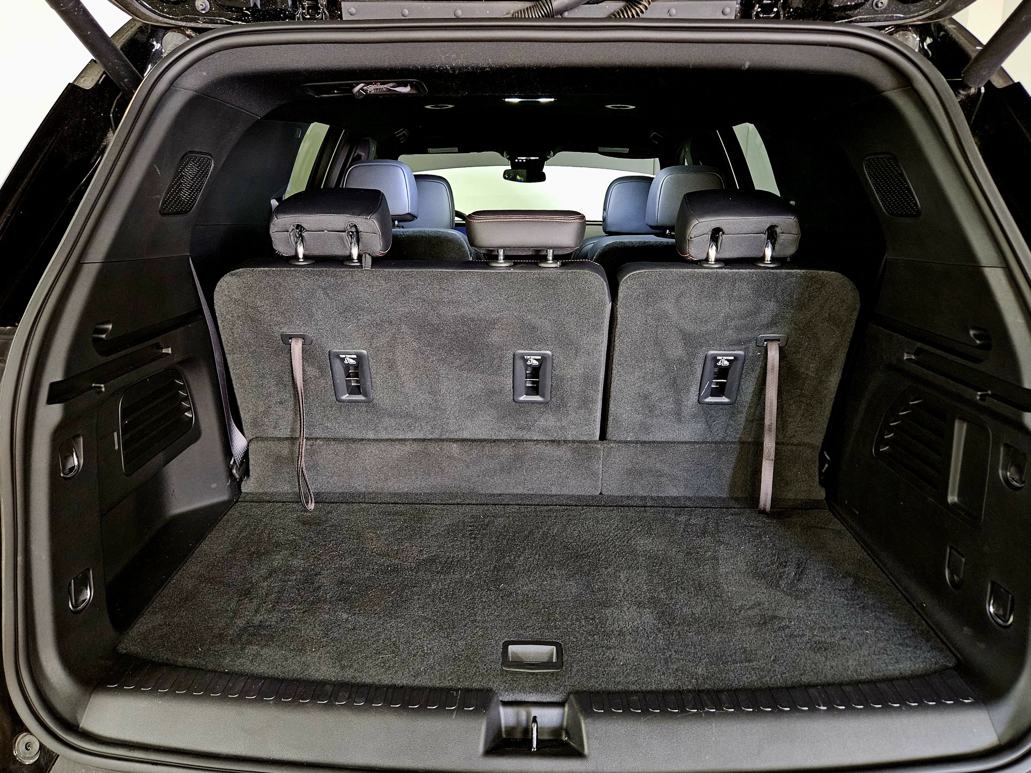 Used 2025 Chevrolet Traverse Z71 w/ Driver Confidence Package image 15