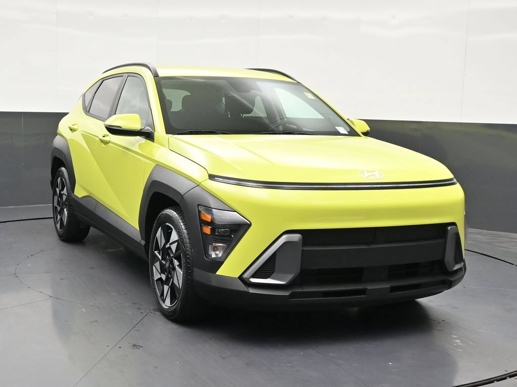 Used 2024 Hyundai Kona SEL w/ Convenience Package FWD image 8