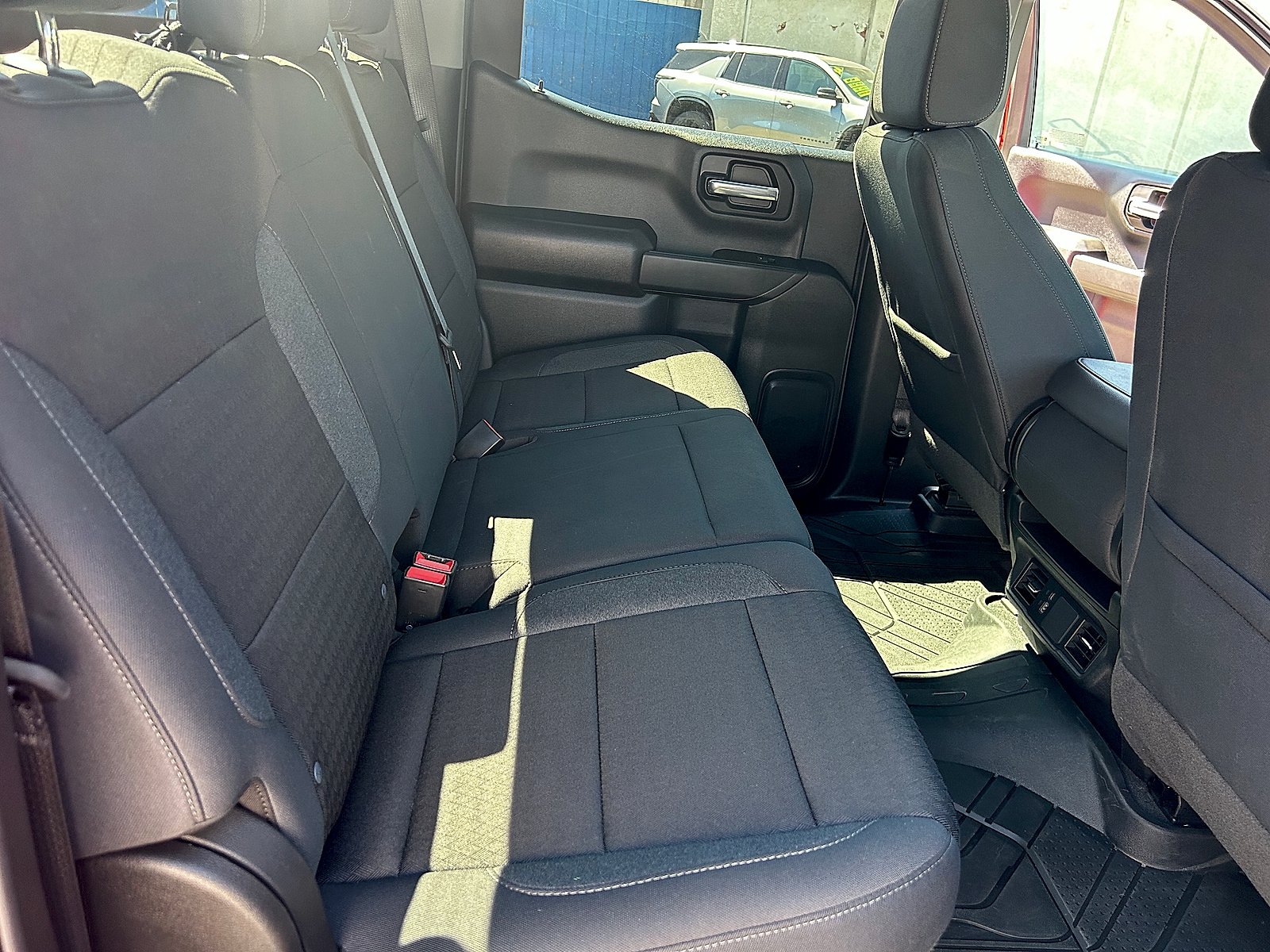 Used 2025 Chevrolet Silverado 1500 Custom Trail Boss AWD/4WD image 27