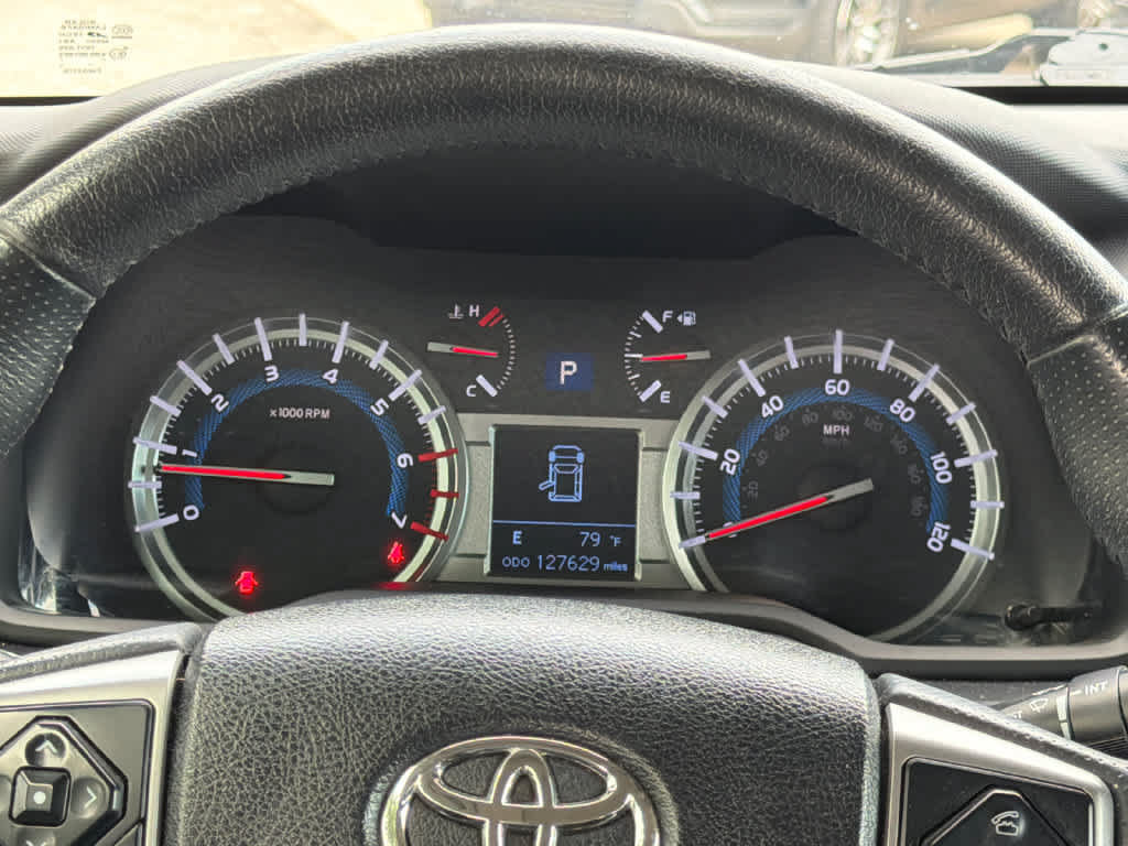 Used 2018 Toyota 4Runner Limited AWD/4WD image 30