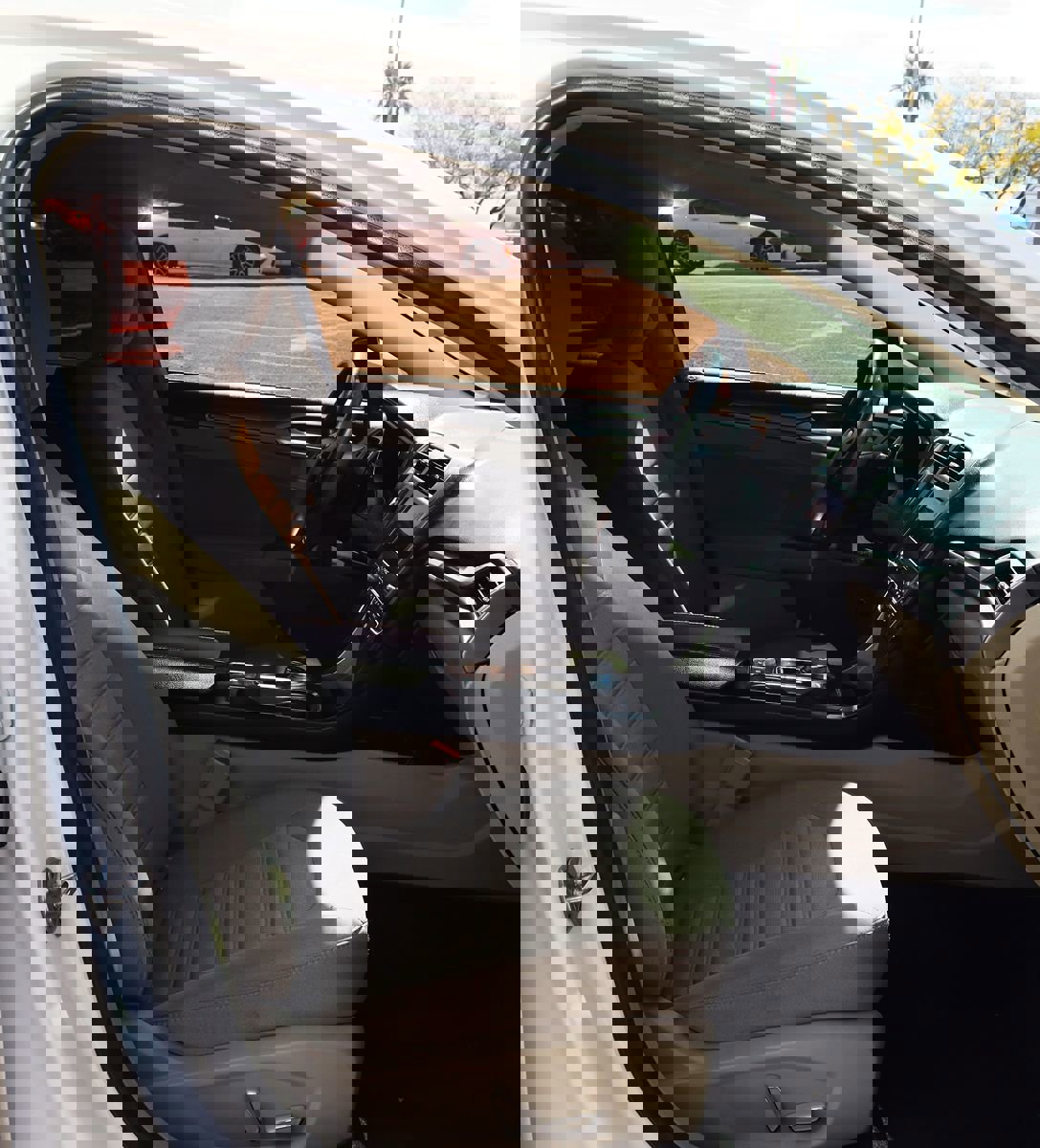 Used 2019 Ford Fusion SE image 30