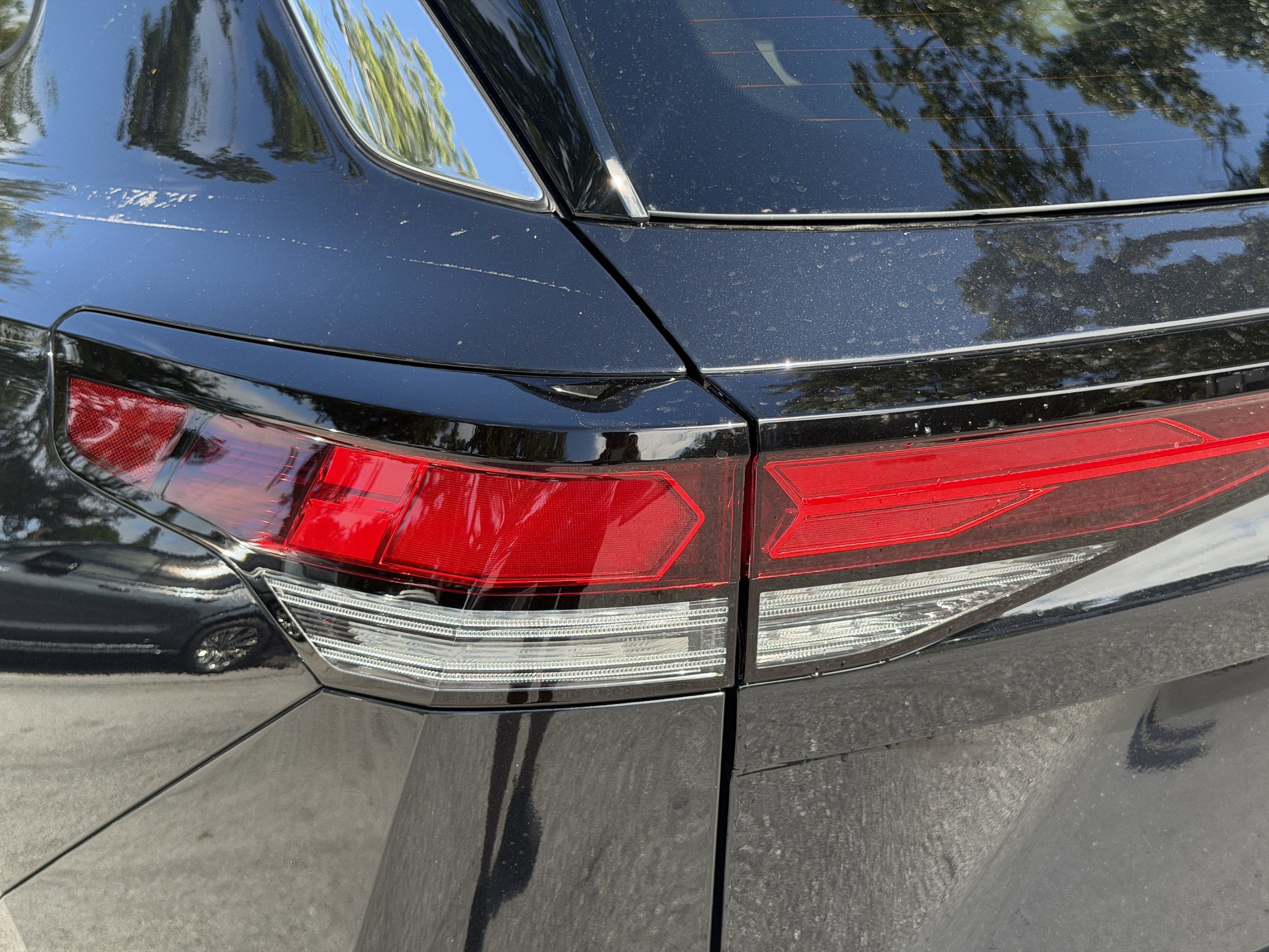 New 2026 Volkswagen Tiguan SE FWD image 10