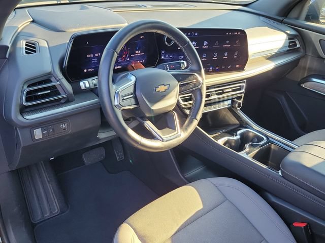 Certified 2025 Chevrolet Traverse LT FWD image 21