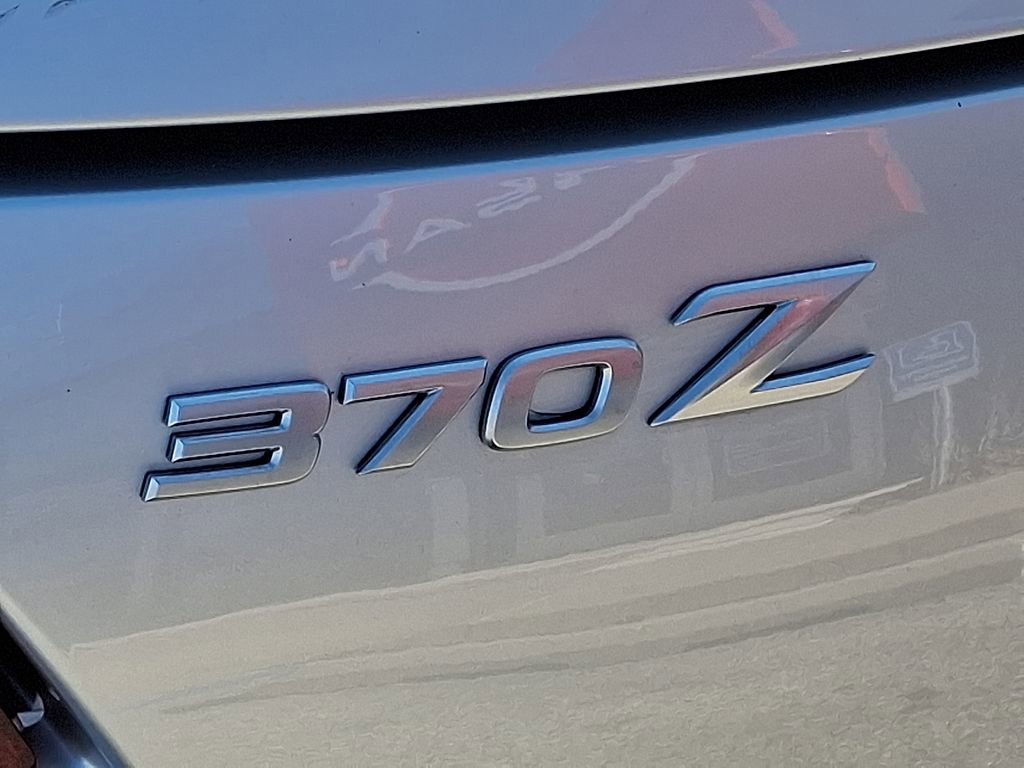 Used 2018 Nissan 370Z Touring Sport image 31