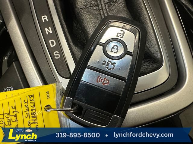 Used 2017 Ford Edge SEL w/ Equipment Group 201A AWD/4WD image 15