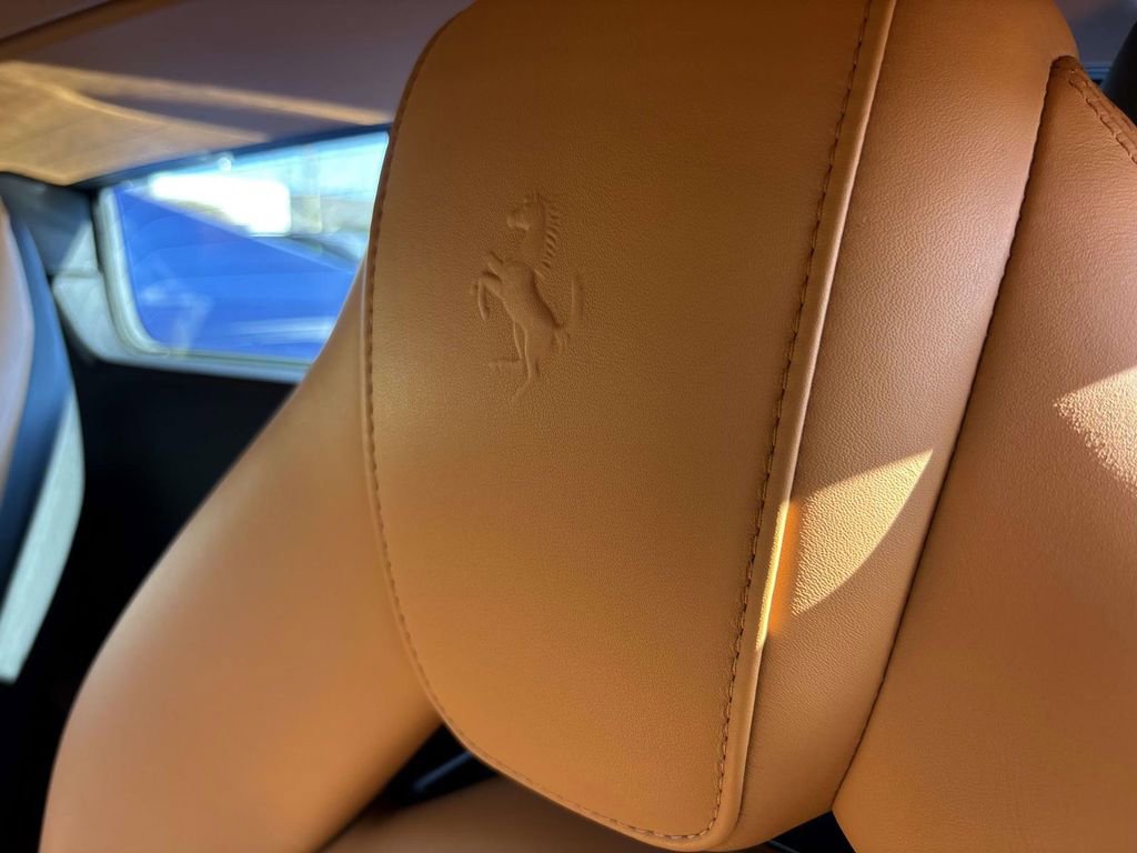 Used 2017 Ferrari 488 Spider image 32