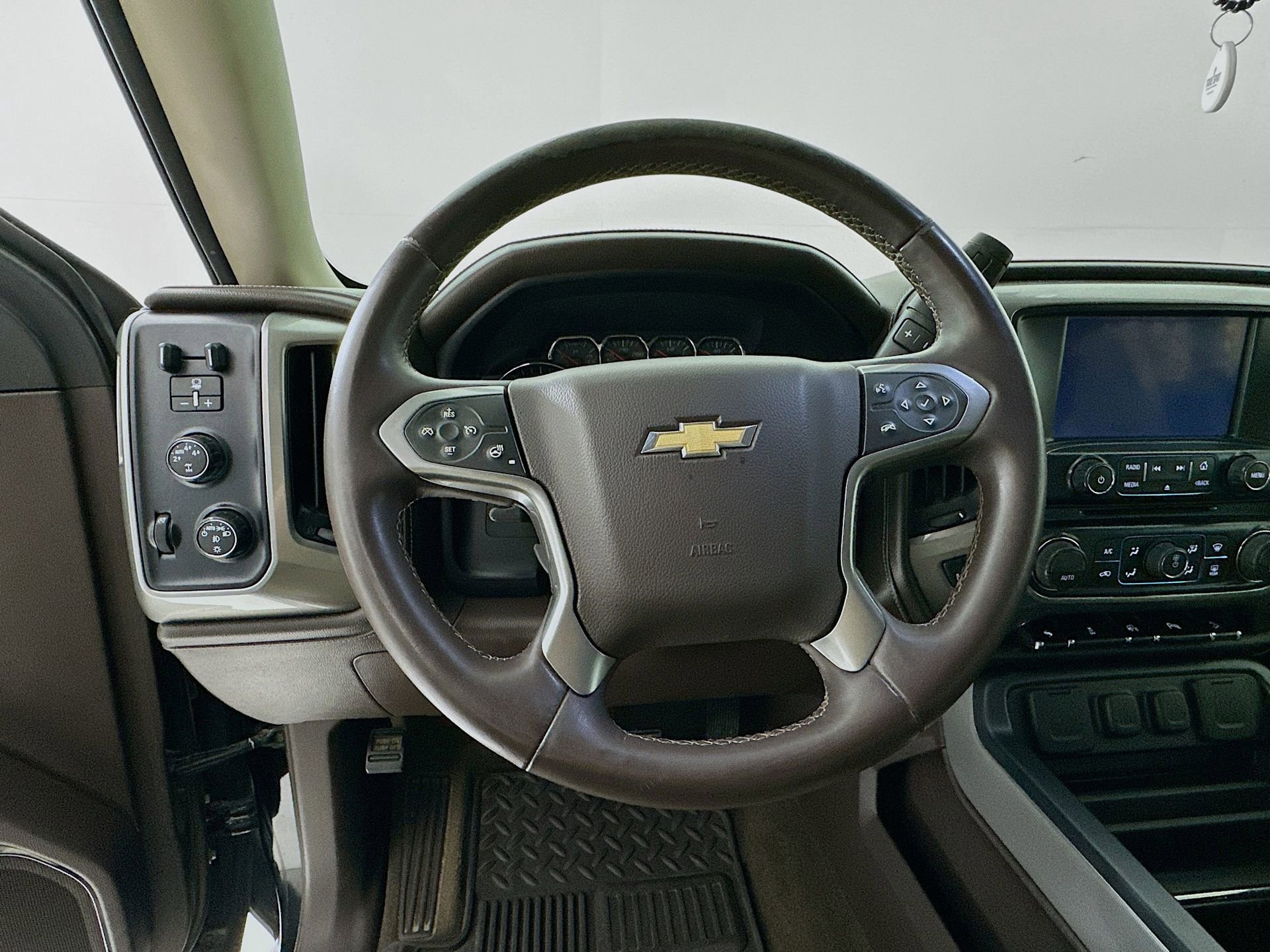 Used 2014 Chevrolet Silverado 1500 LTZ Z71 w/ LTZ Plus Package image 12