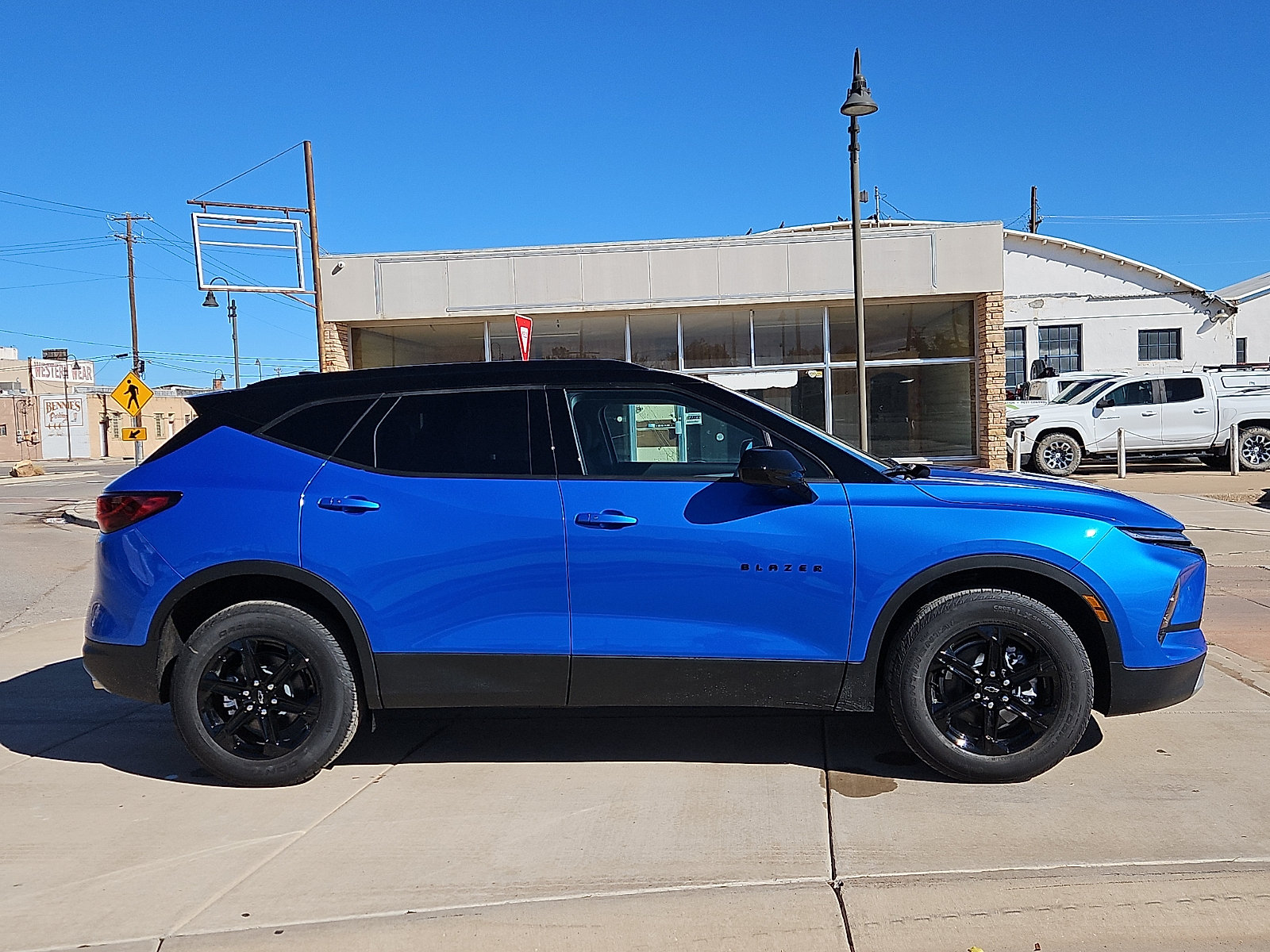 New 2026 Chevrolet Blazer LT w/ Midnight/Sport Edition FWD image 5
