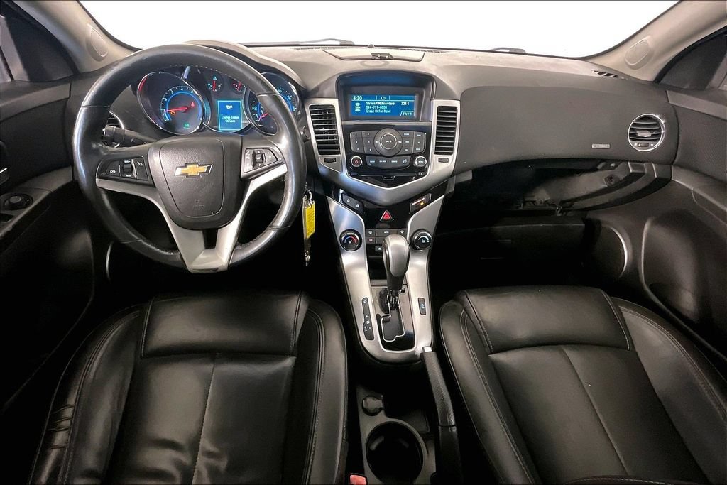 Used 2011 Chevrolet Cruze LTZ FWD image 17