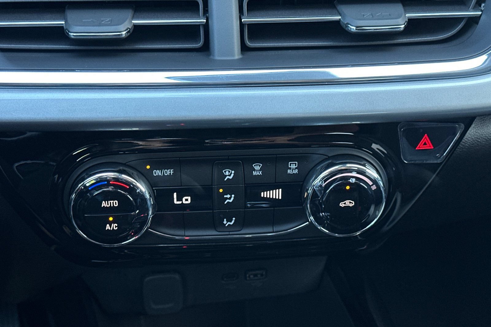 New 2026 Chevrolet Trax LT FWD image 20