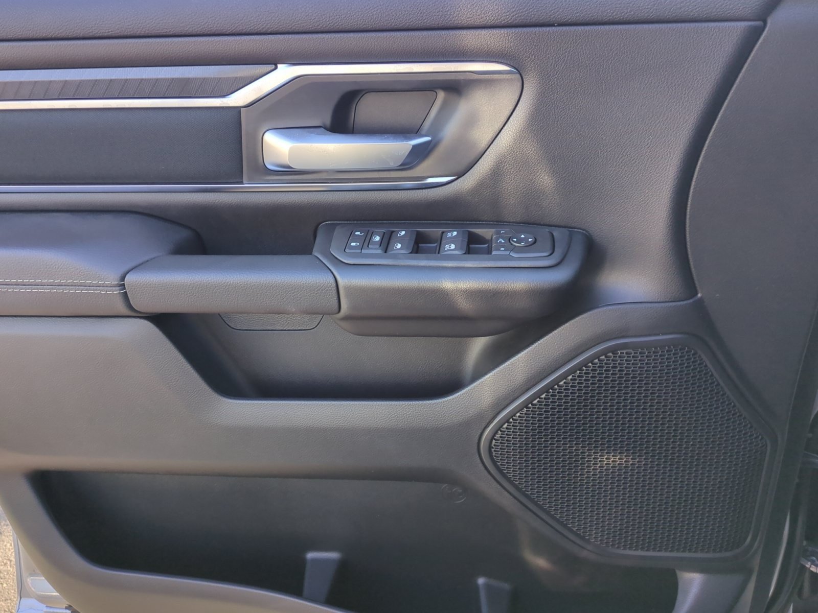 New 2026 RAM 1500 Big Horn AWD/4WD image 13