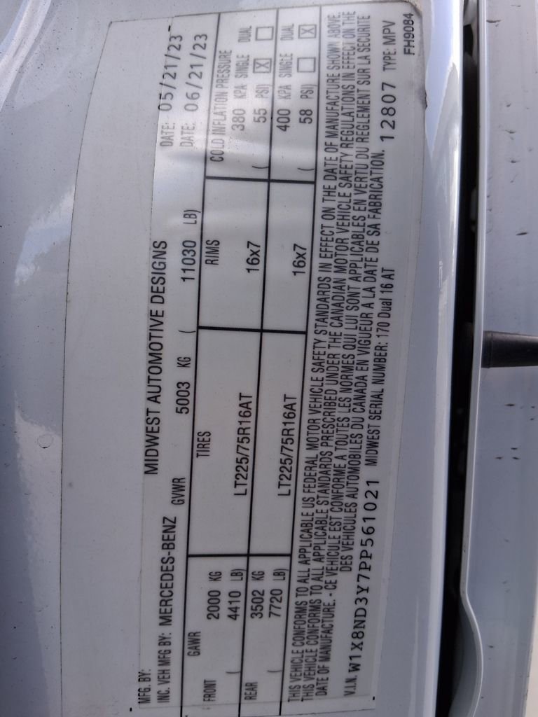 Used 2023 Mercedes-Benz Sprinter 3500 image 34