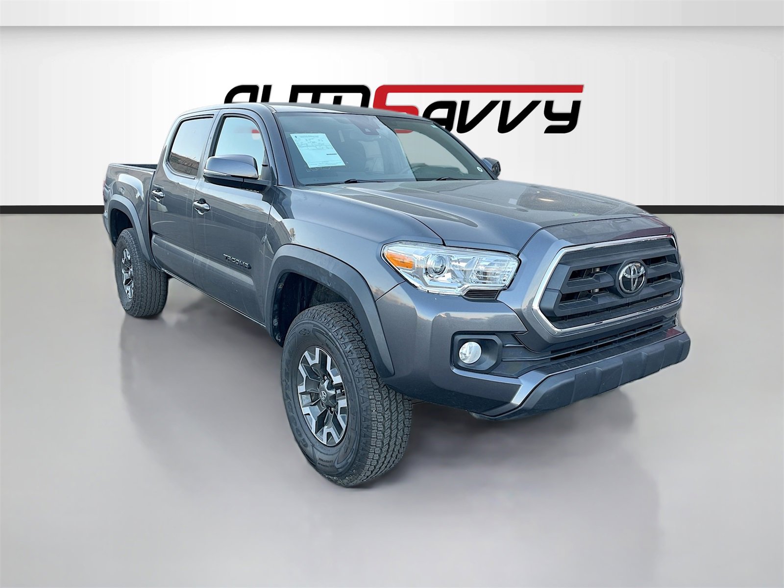 Used 2021 Toyota Tacoma TRD Off-Road image 1