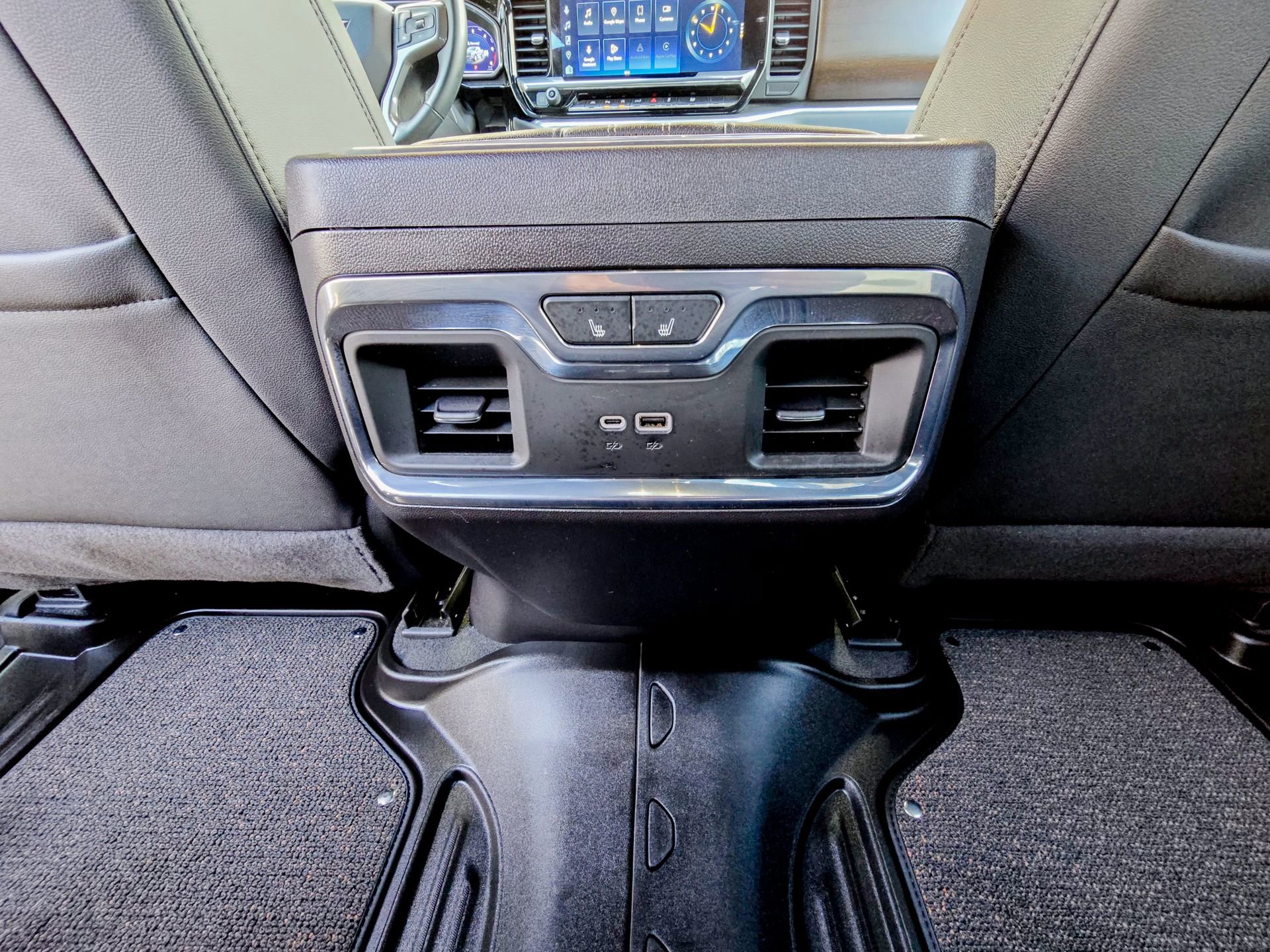 Used 2024 Chevrolet Silverado 1500 High Country w/ Technology Package image 18