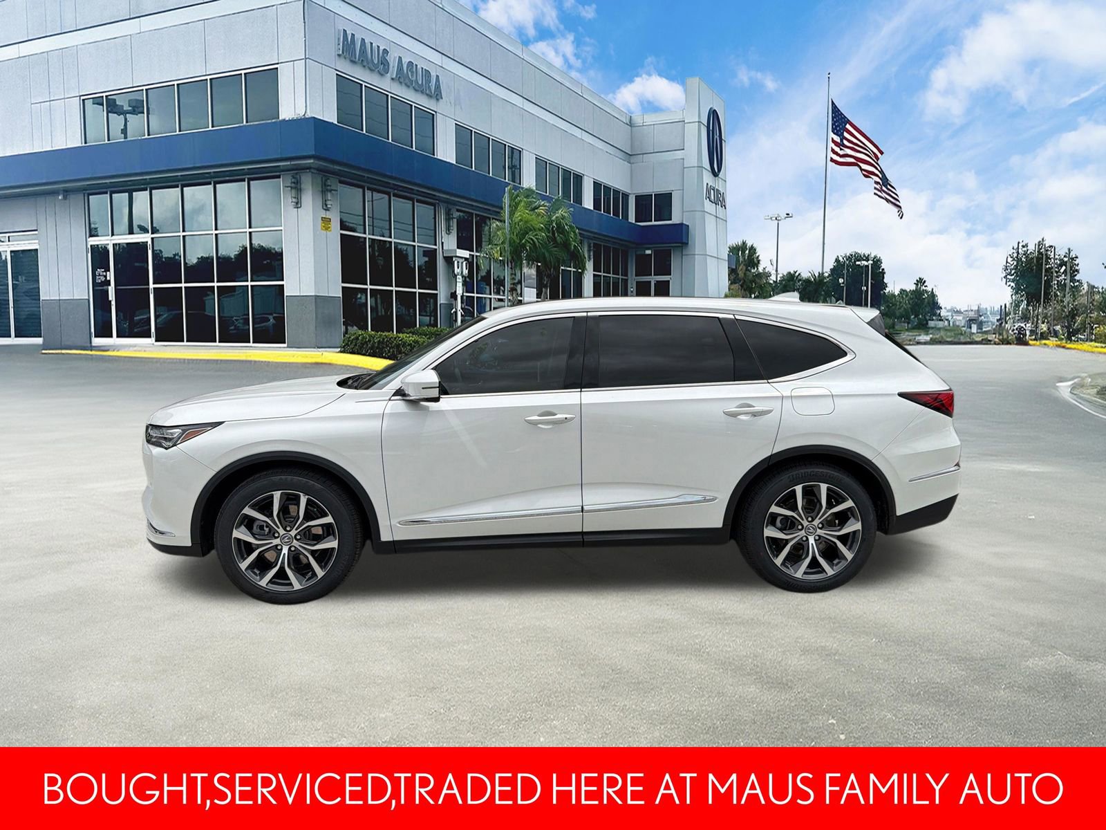 Used 2023 Acura MDX FWD w/ Technology Package image 7