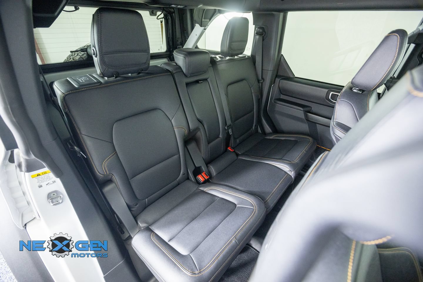 Used 2024 Ford Bronco Badlands AWD/4WD image 41
