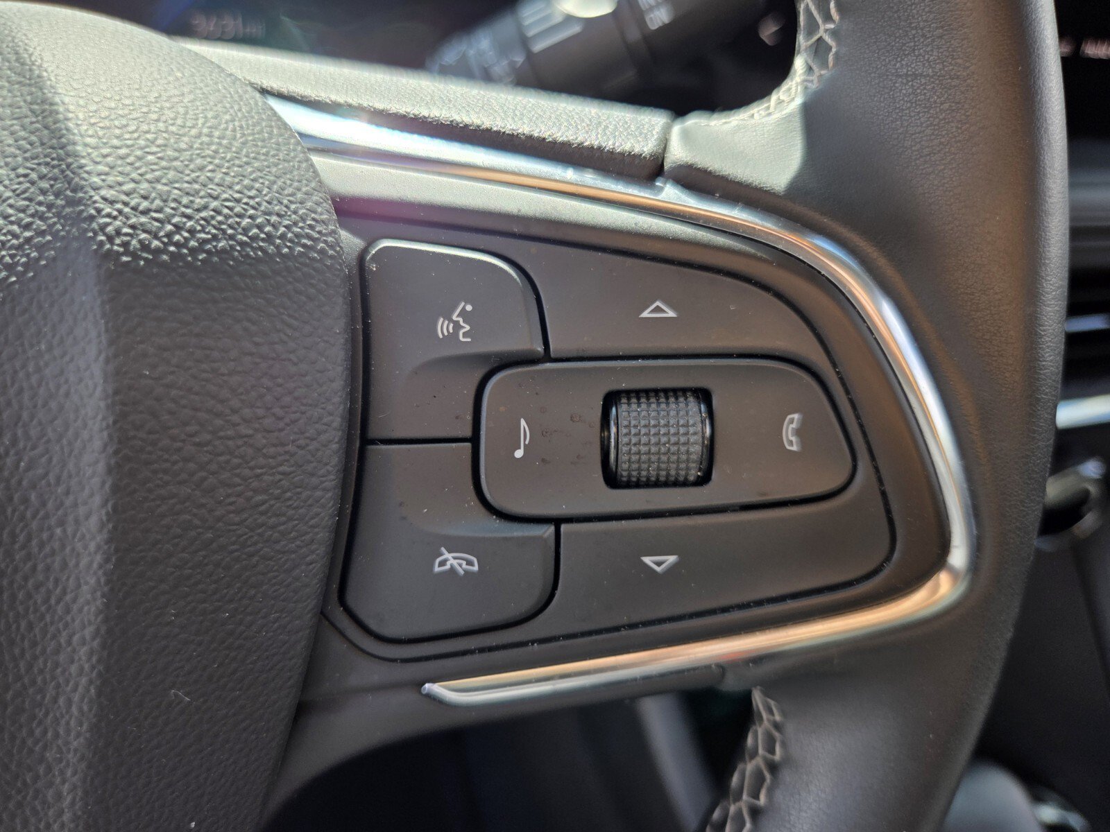 Certified 2026 Buick Encore GX Preferred w/ Comfort Package FWD image 21