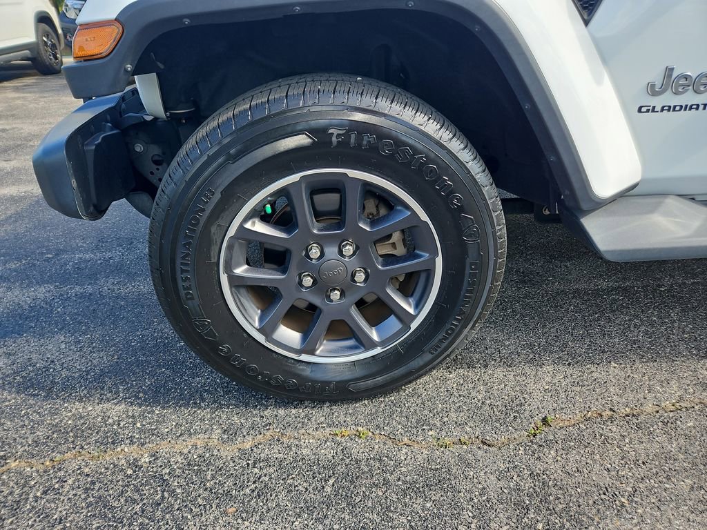 Used 2020 Jeep Gladiator Overland AWD/4WD image 27