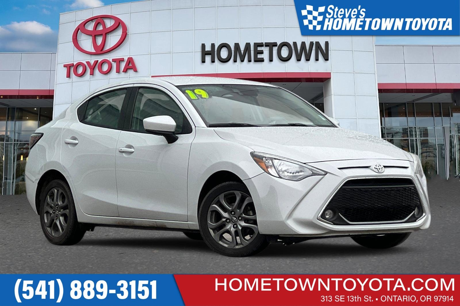 Used 2019 Toyota Yaris LE image 1