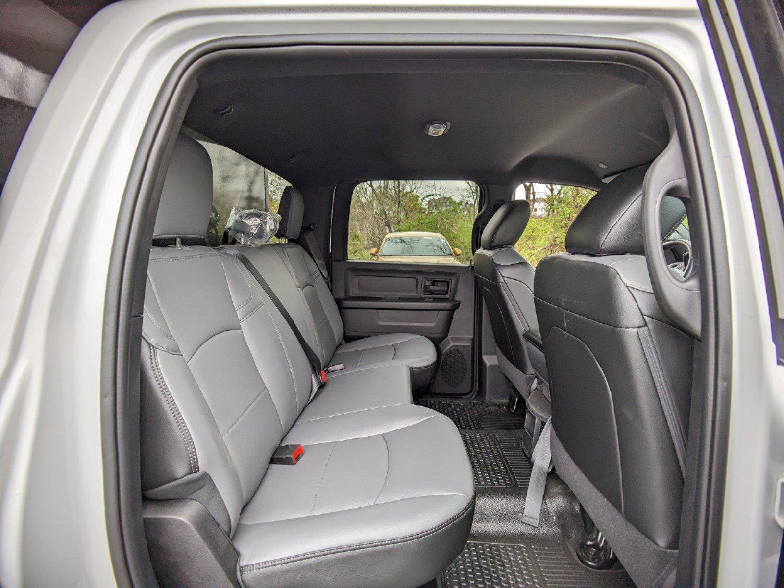 New 2024 RAM 3500 Tradesman w/ Chrome Appearance Group image 10