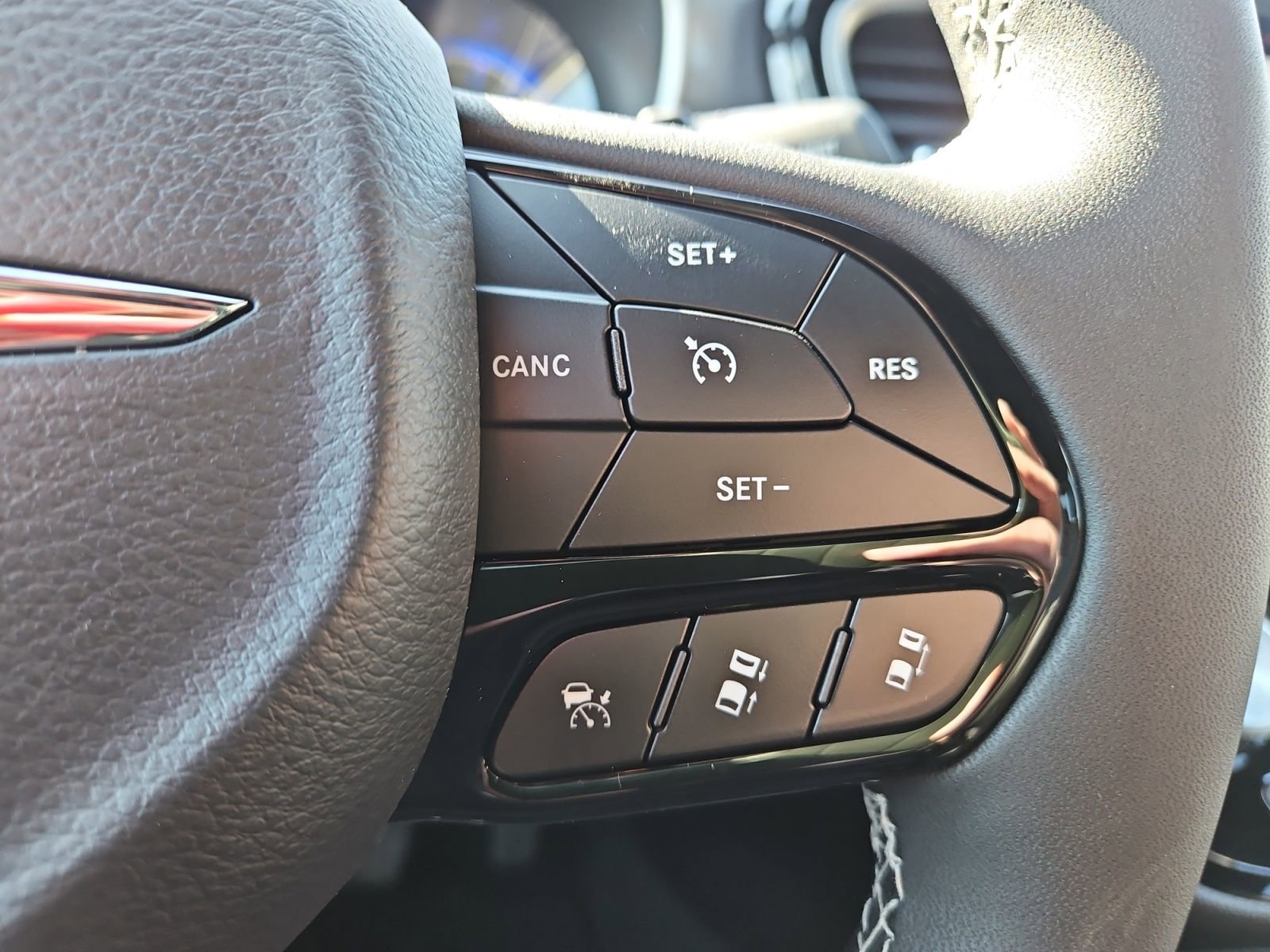 New 2026 Chrysler Pacifica Select w/ S Appearance Package image 26