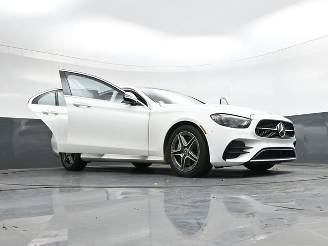 Used 2023 Mercedes-Benz E 350 4MATIC Sedan image 44