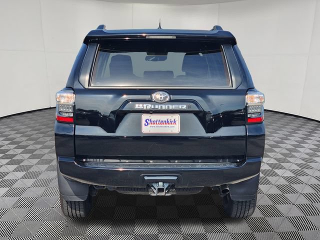 Used 2023 Toyota 4Runner SR5 Premium AWD/4WD image 7