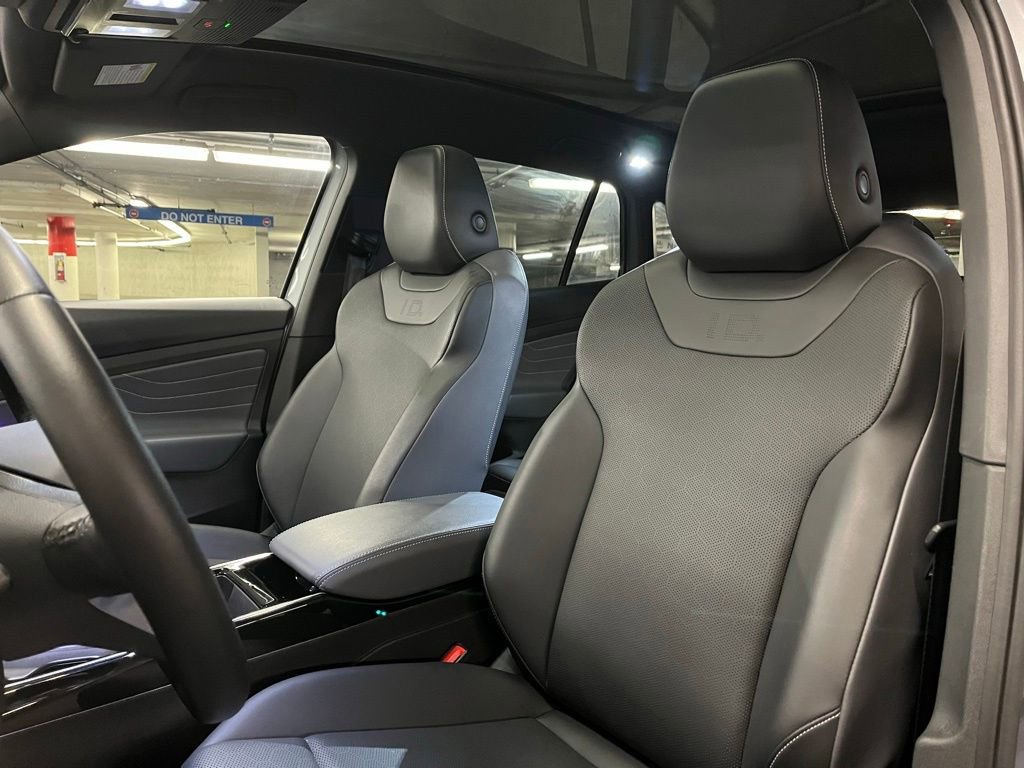 Used 2023 Volkswagen ID.4 S image 20