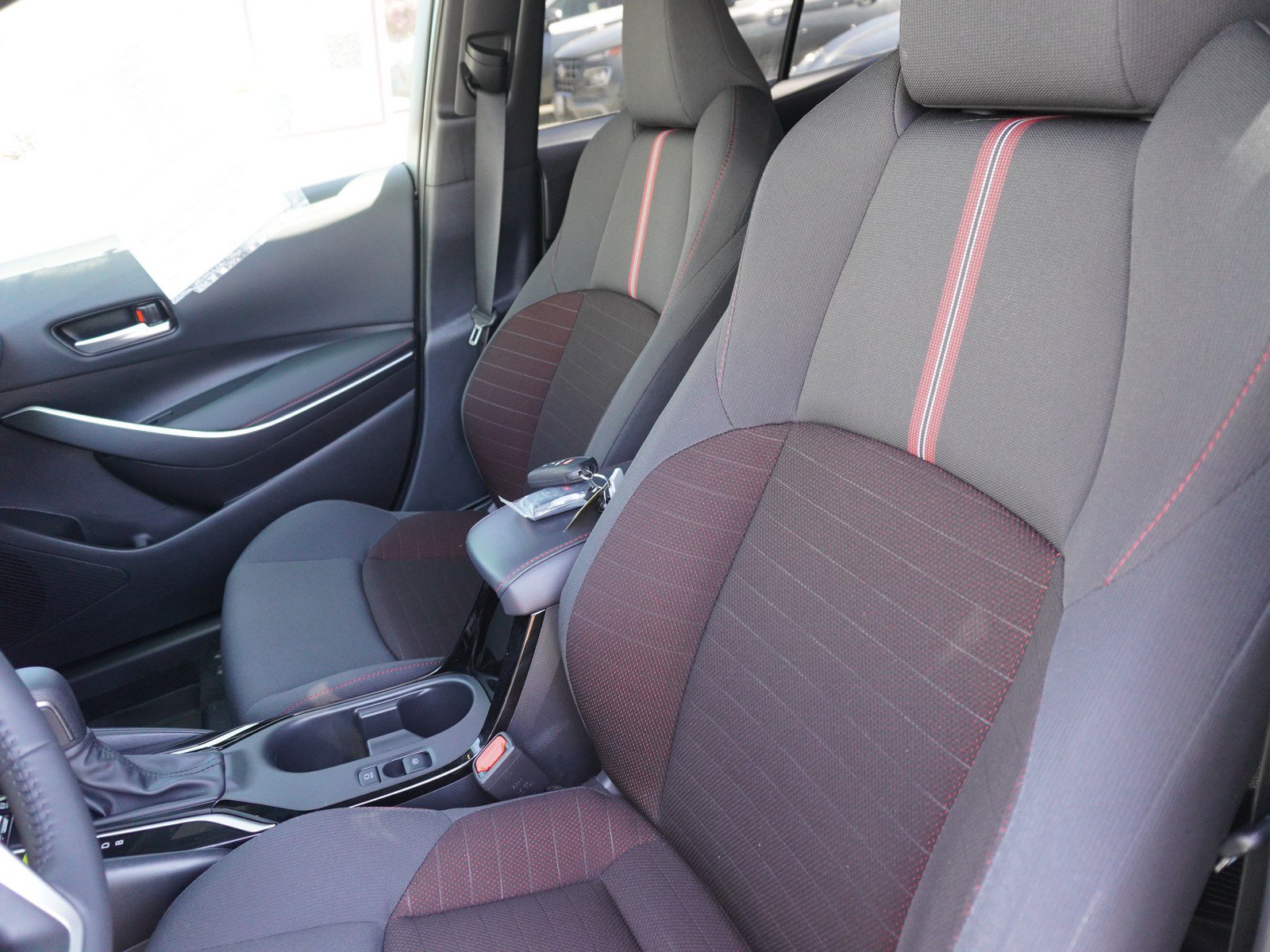 Used 2025 Toyota Corolla SE FWD image 20
