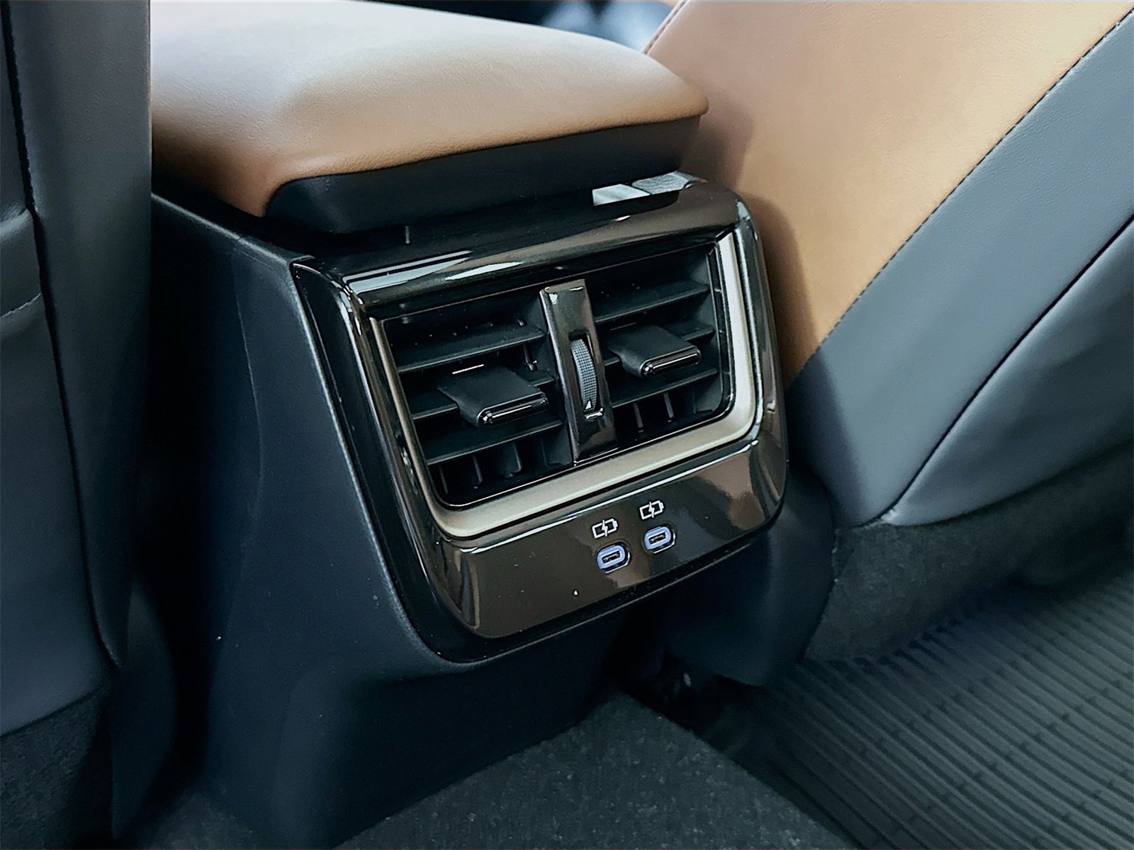 New 2026 Toyota Crown Signia image 27