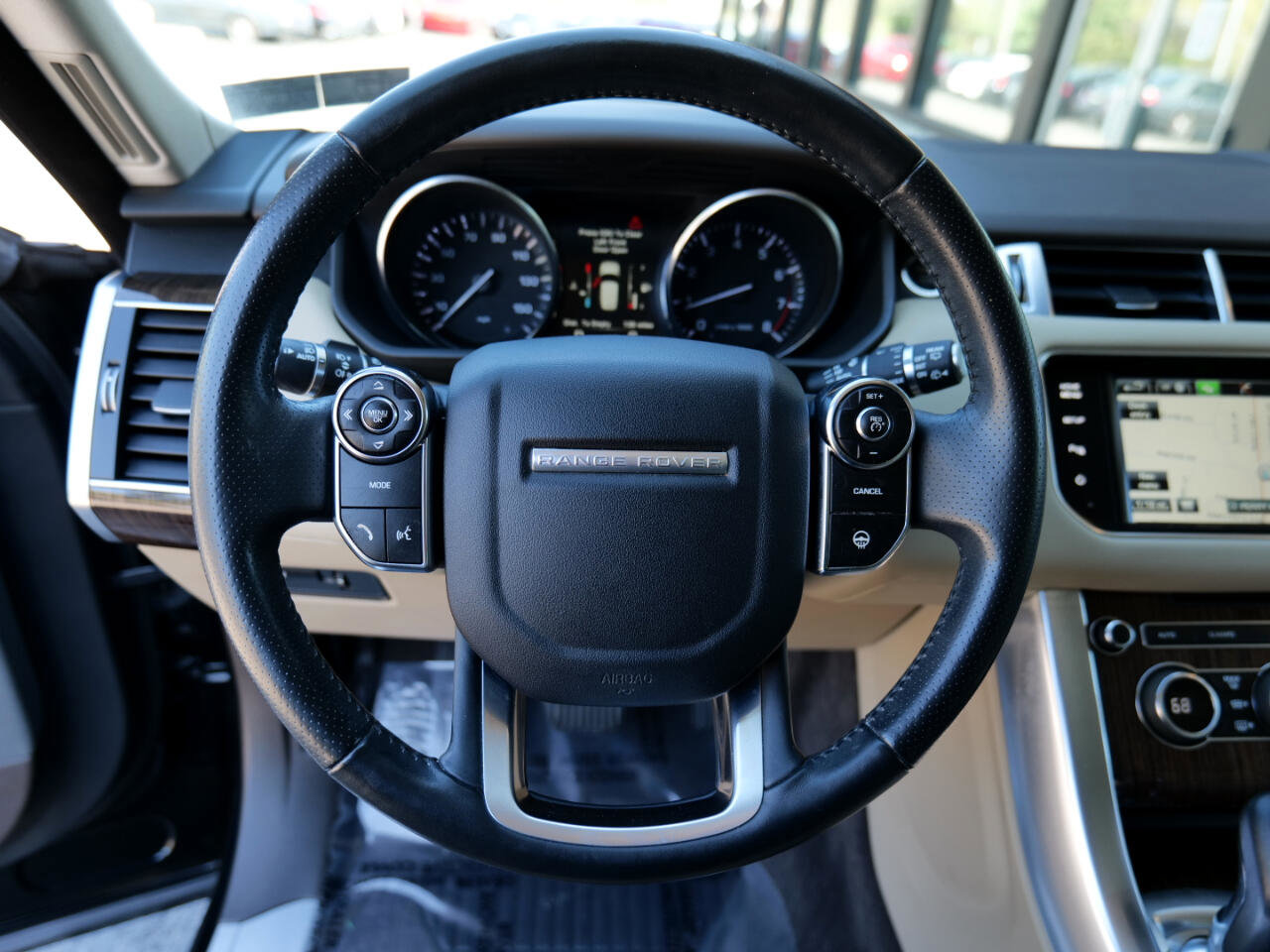 Used 2015 Land Rover Range Rover Sport HSE image 18