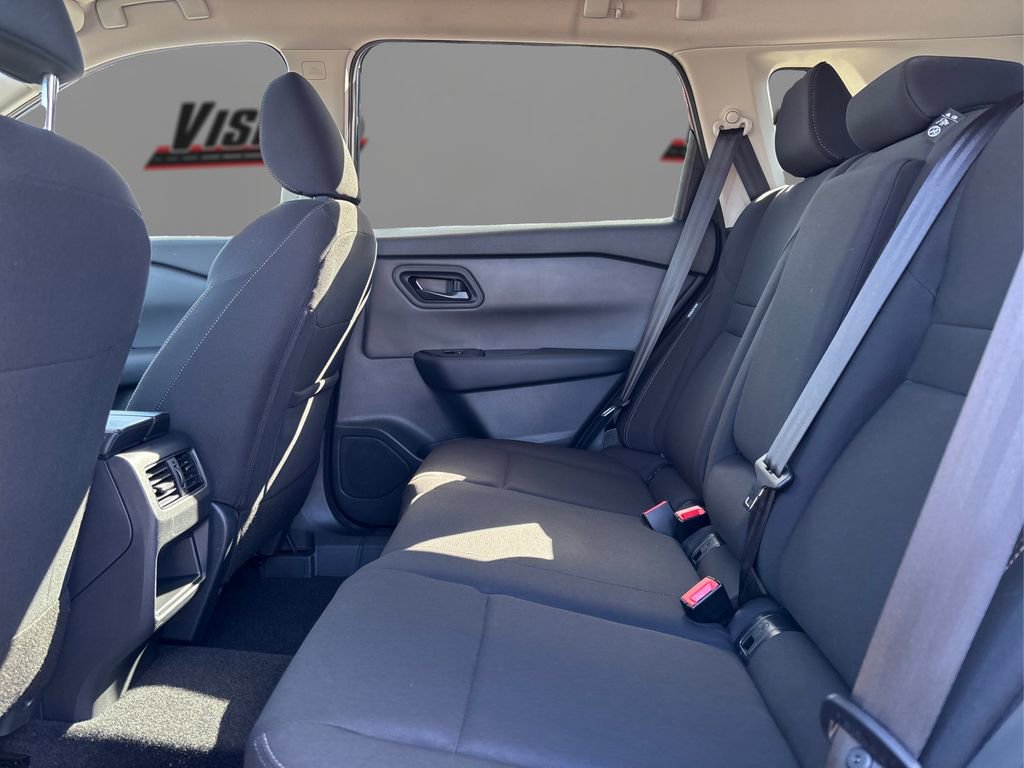 Certified 2025 Nissan Rogue S image 10