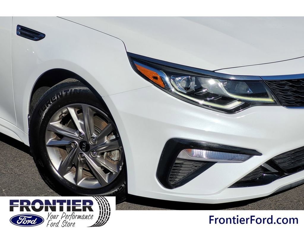 Used 2019 Kia Optima LX image 4