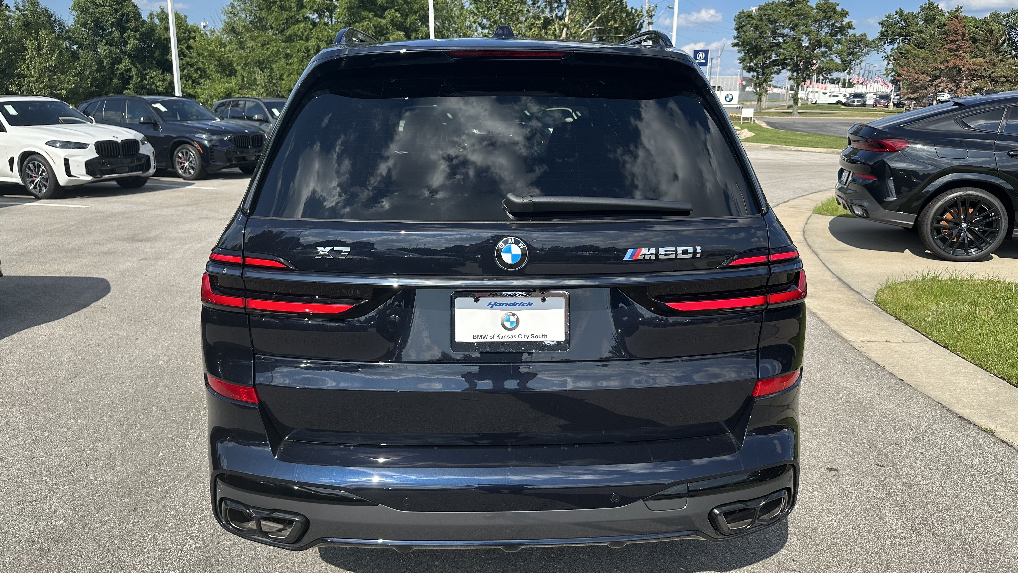 New 2027 BMW X7 M60i AWD/4WD image 9