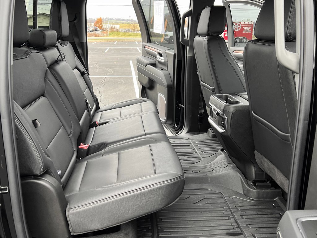 Used 2025 GMC Sierra 2500 Denali image 20