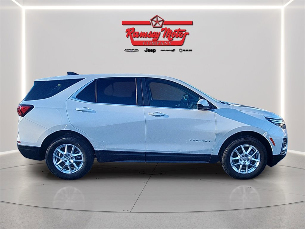 Used 2024 Chevrolet Equinox LT image 6