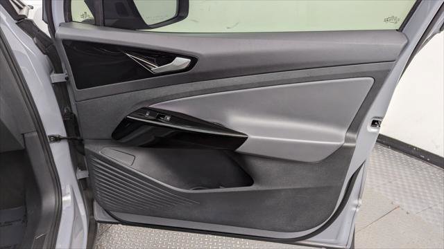 Used 2021 Volkswagen ID.4 Pro image 23