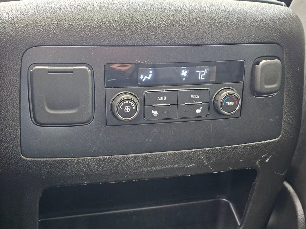 Used 2017 GMC Yukon Denali image 19