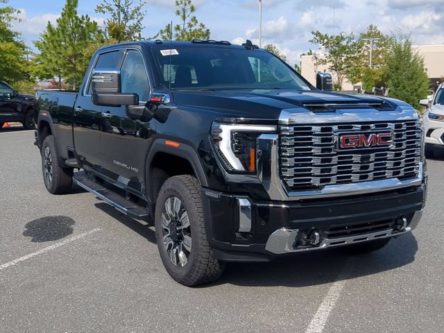 New 2026 GMC Sierra 3500 Denali w/ Denali Reserve Package AWD/4WD image 3