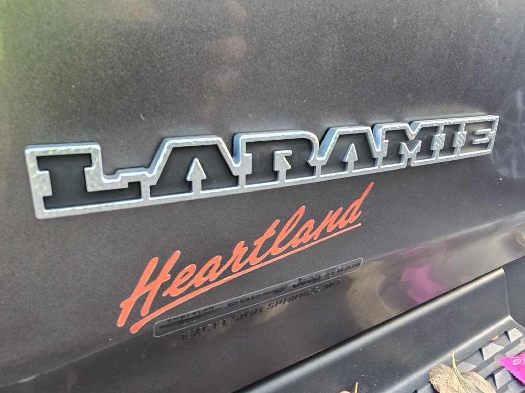 Used 2021 RAM 1500 Laramie AWD/4WD image 16