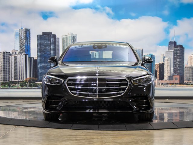 Certified 2025 Mercedes-Benz S 580 4MATIC Sedan image 3