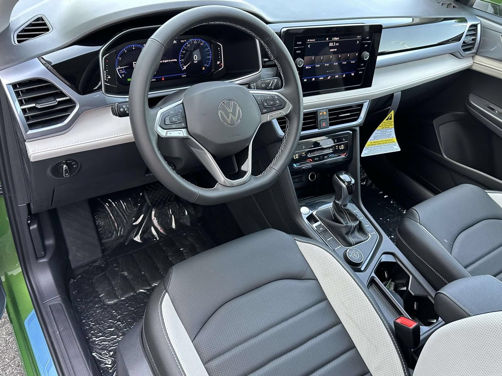 New 2026 Volkswagen Taos SEL AWD/4WD image 10
