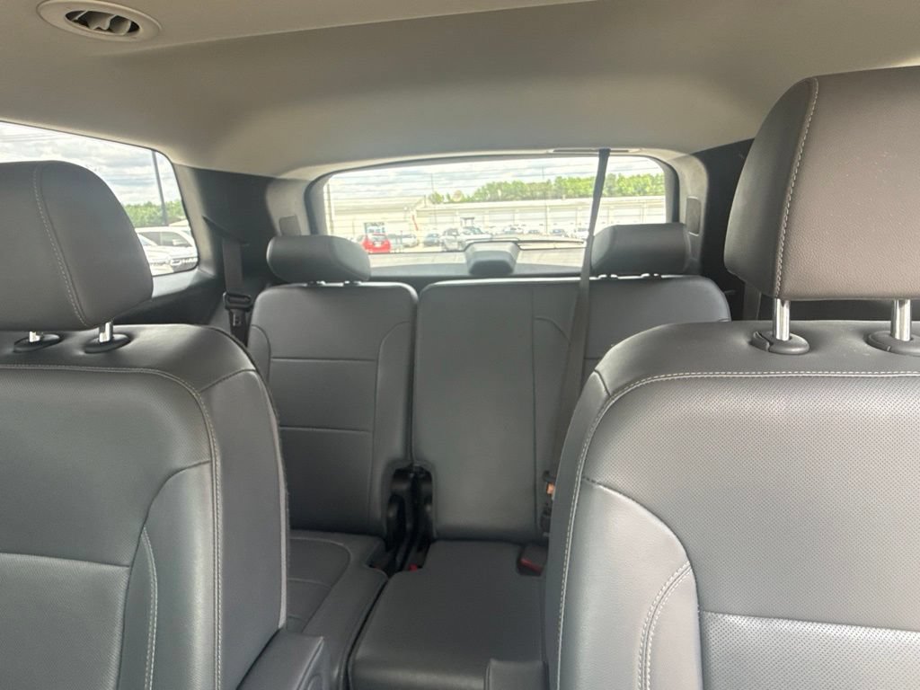 Used 2021 Chevrolet Traverse Premier w/ LPO, Floor Liner Package AWD/4WD image 37
