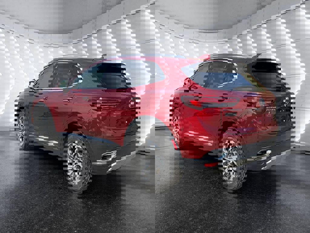 Used 2023 Buick Envision Essence image 4