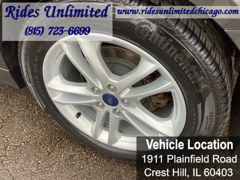 Used 2018 Ford Fusion SE FWD image 38
