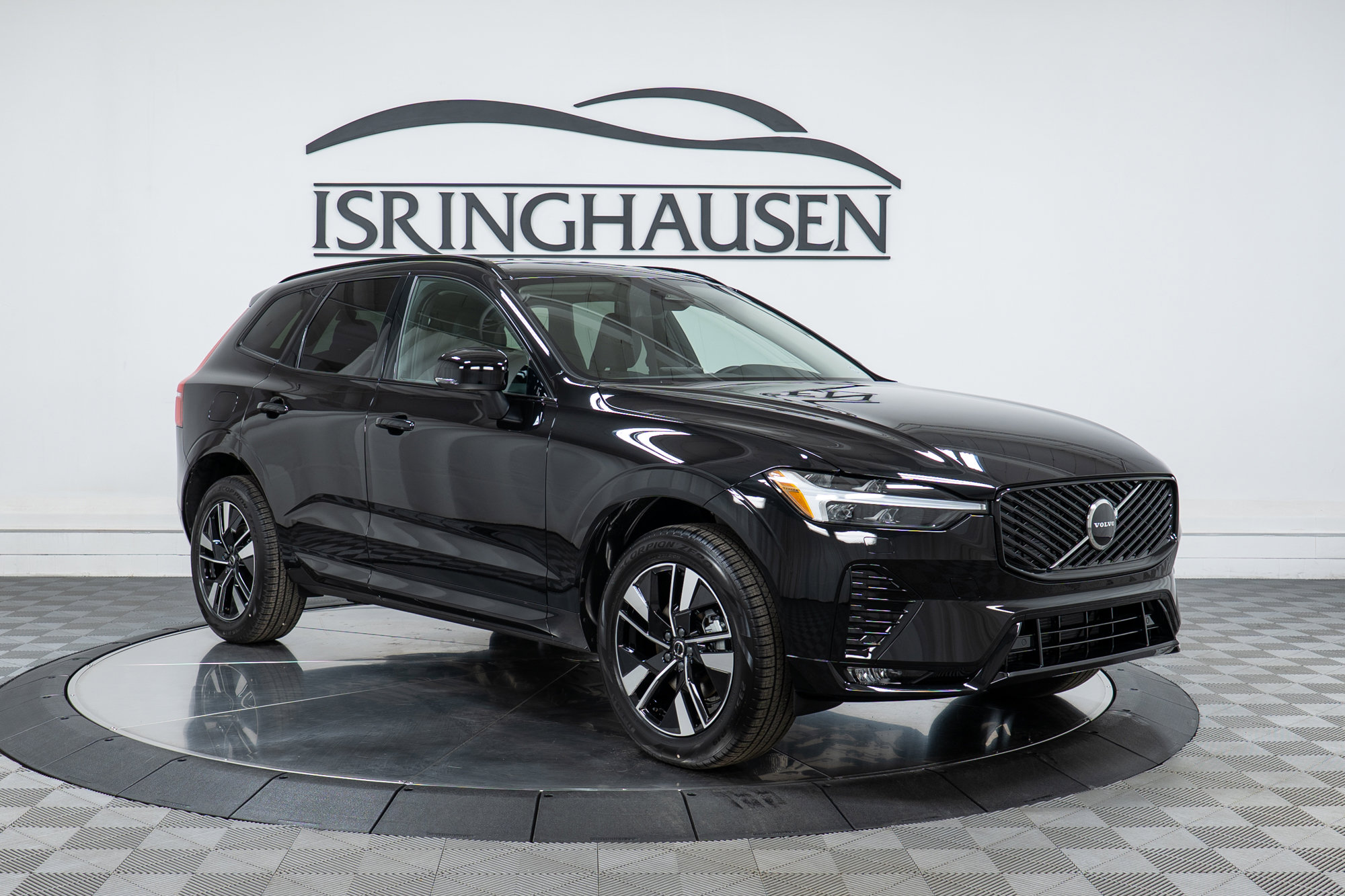 New 2026 Volvo XC60 B5 Core w/ Climate Package image 3