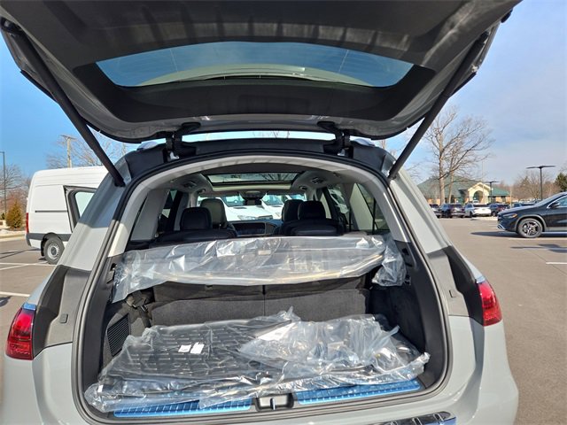 New 2026 Mercedes-Benz GLS 580 4MATIC image 33