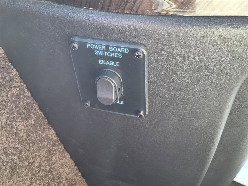 New 2025 GMC Savana 2500 Work Van w/ Driver Convenience Package image 7