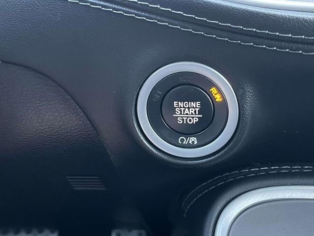 Used 2022 Dodge Challenger R/T Scat Pack RWD image 30