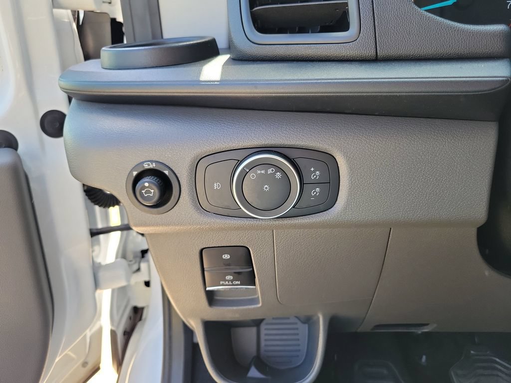 Used 2024 Ford Transit 350 XLT RWD image 23
